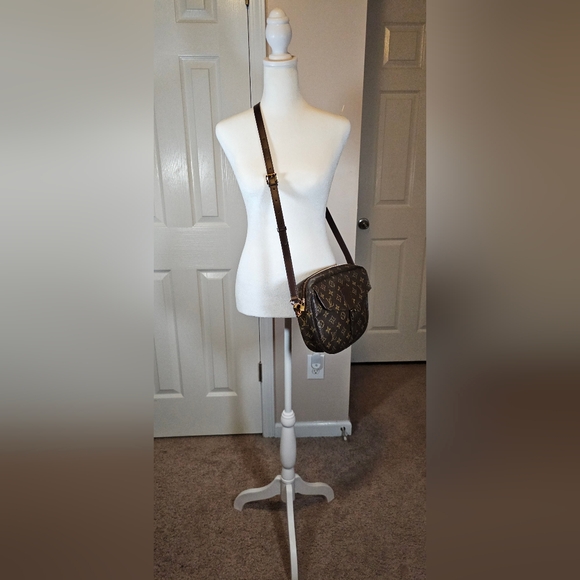 Authentic LOUIS VUITTON Jeune Fille GM Monogram Crossbody Shoulder Bag - Picture 10 of 11